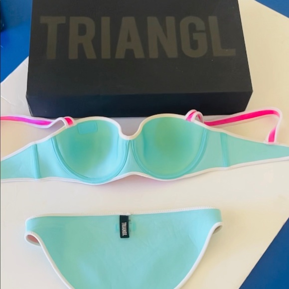 Triangl velvet color block neoprene bikinis - Picture 3 of 3